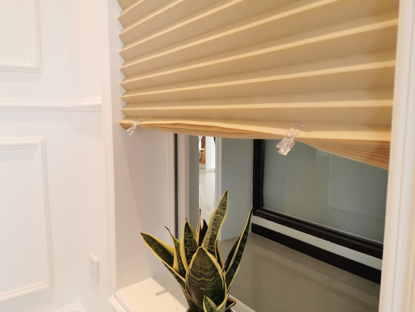 2 Pack Temporary Blinds for Window, Self Adhesive Pleated Blinds Cordless No Drill Fabric Blinds Room Darkening Shades Blackout Shades for Bathroom Kitchen Office 23.6 * 59Inch(W*H)